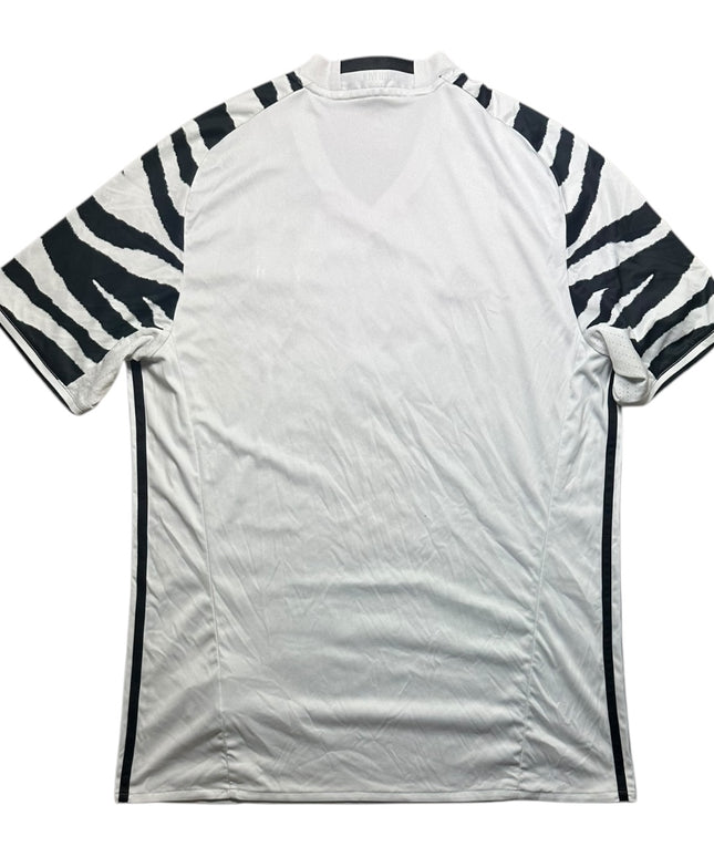 Juventus Football Shirt 2016/2017 Third (L)