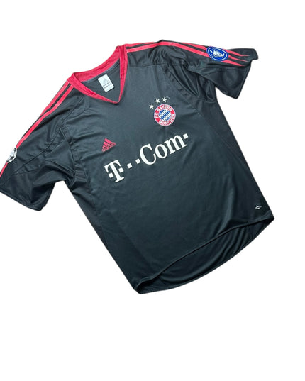 Bayern Munich Football Shirt 2004/2005 Champions League (L)