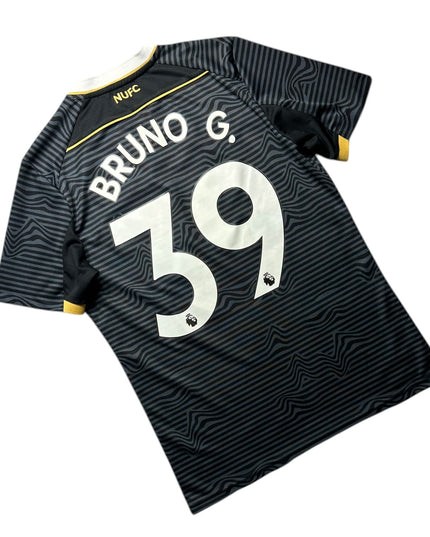 Newcastle Football Shirt Away 2021/2022 Bruno G 39 (M)