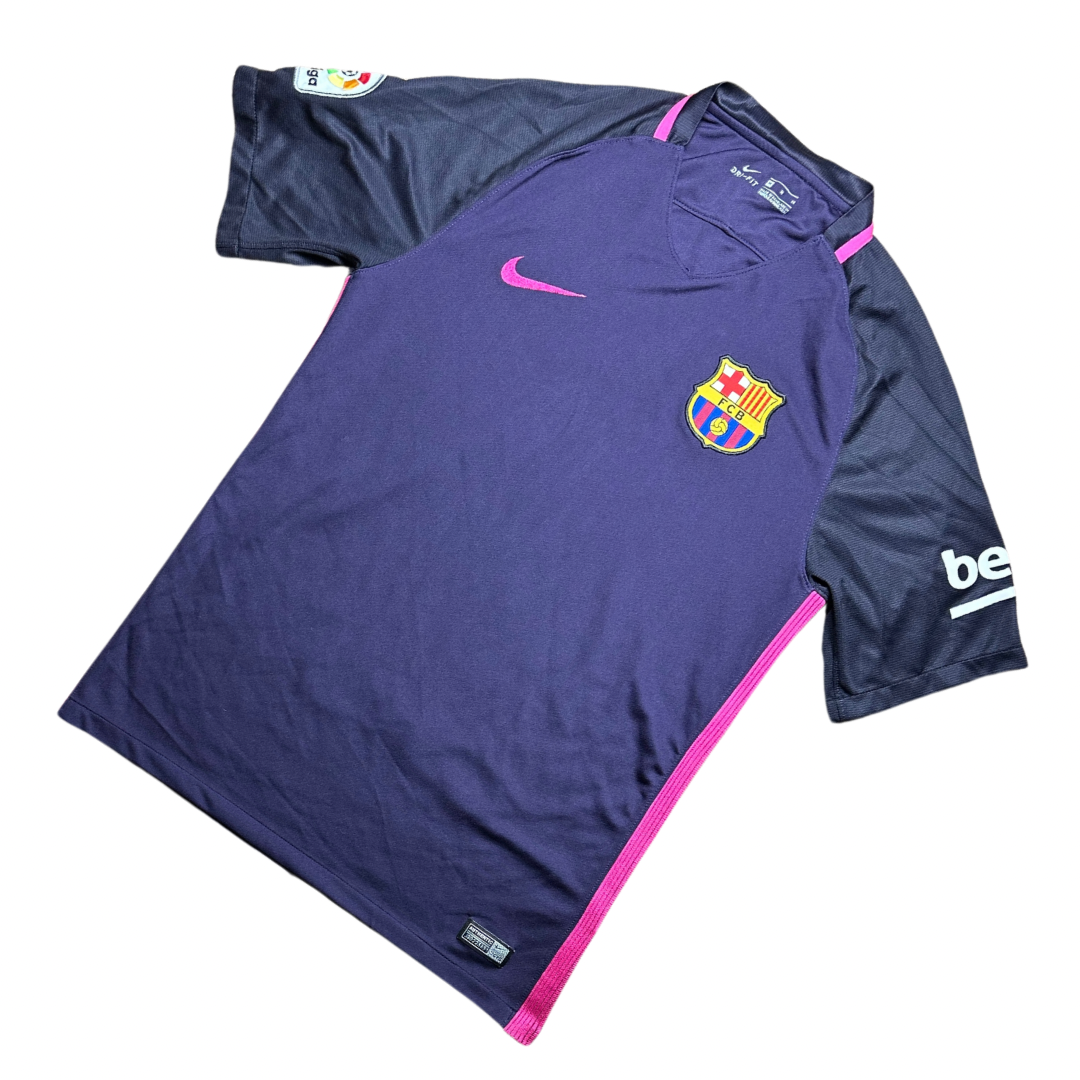 Barcelona 2016/2017 Away Football Shirt Iniesta (8)