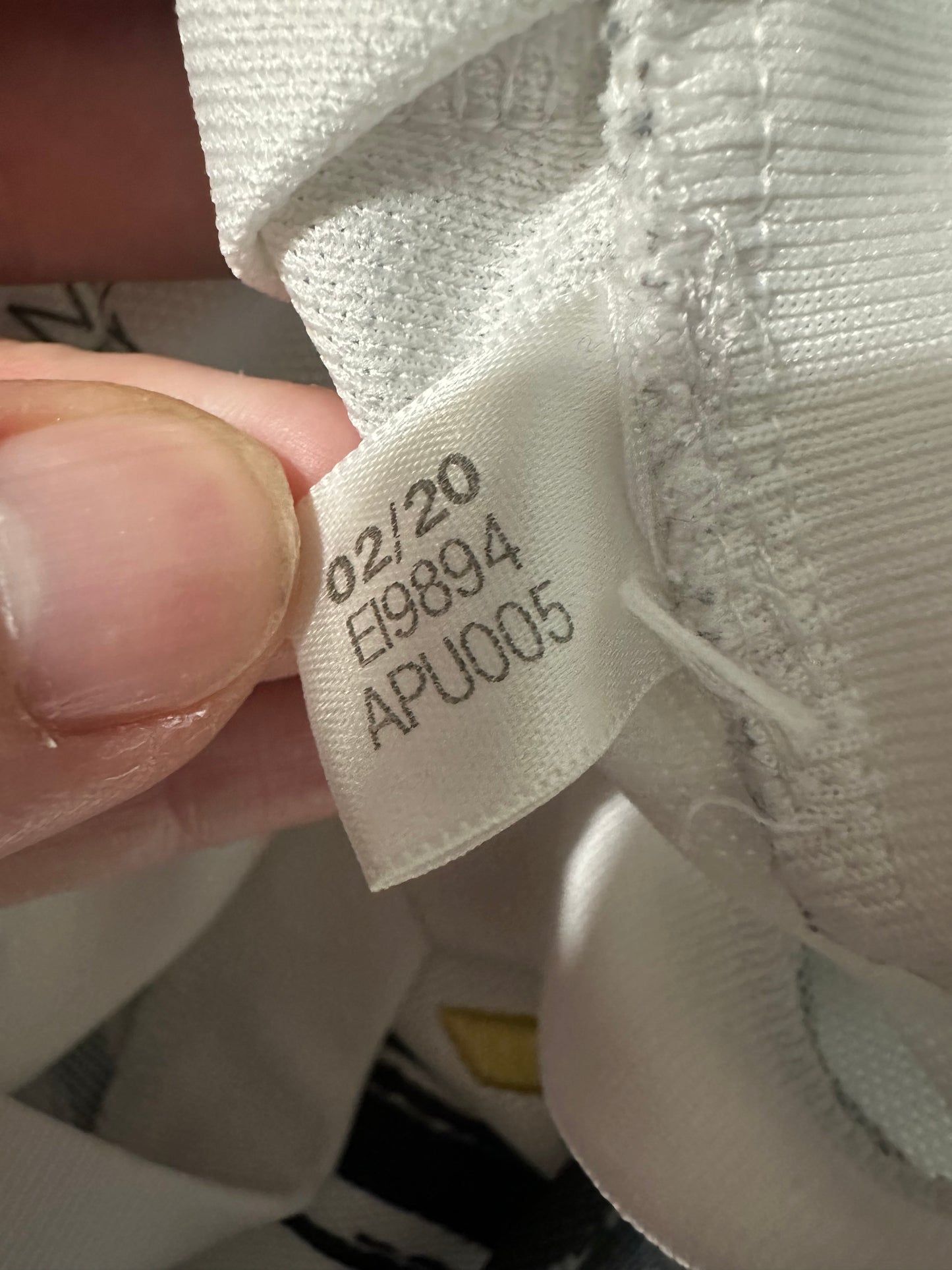 Juventus Football Shirt 2020/2021 Home (M)