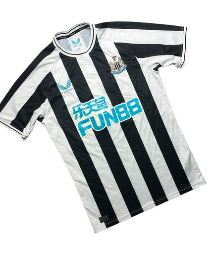 Newcastle Football Shirt 2022/2023 Home Isak 14 (M)