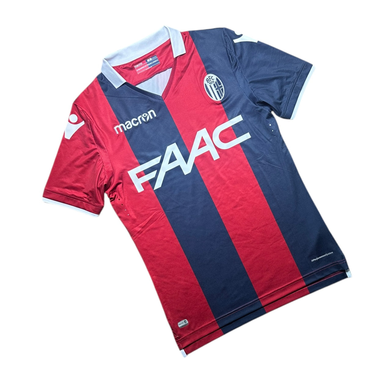 Bologna Football Shirt 2017/2018 Home (M)