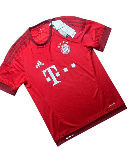 Bayern Munich Football Shirt Home 2015/2016 Ribery 7 BNWT (M)