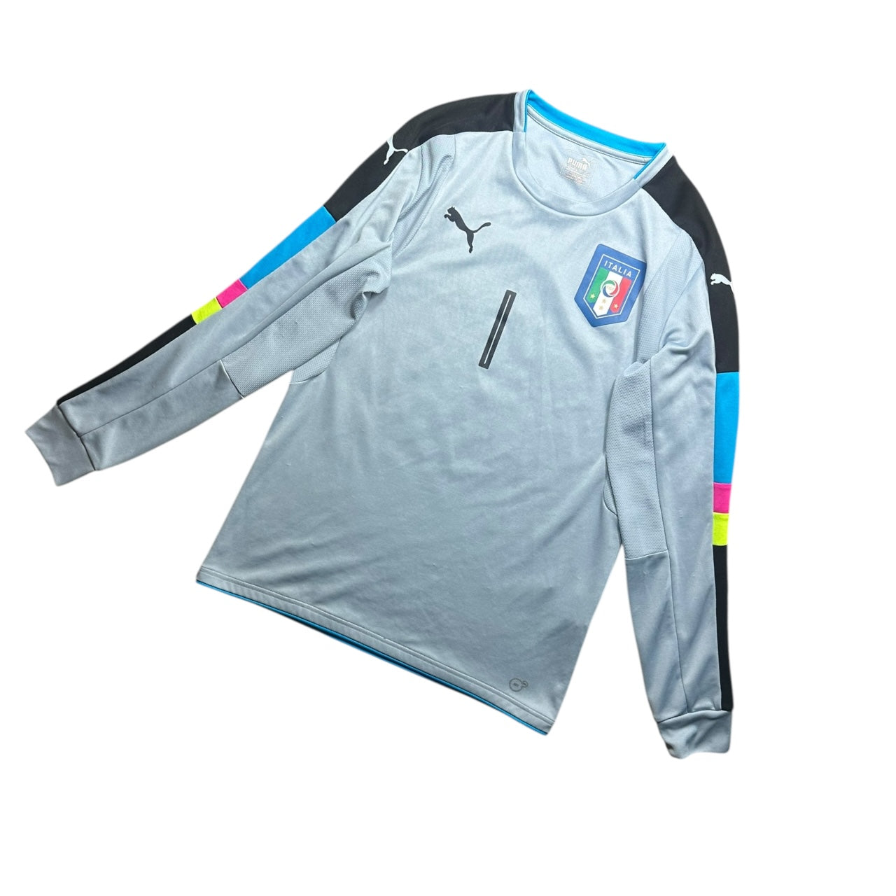 Italy Football Shirt 2016/2017 Goalkeeping Buffon 1 (M)