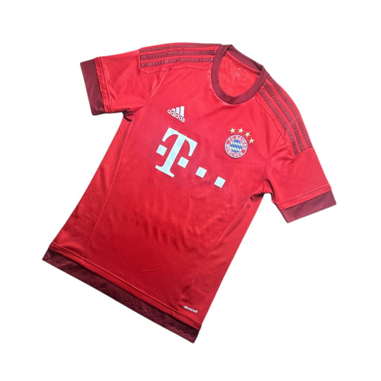 Bayern Munich Football Shirt 2015/2016 Home Robben 10 (S)