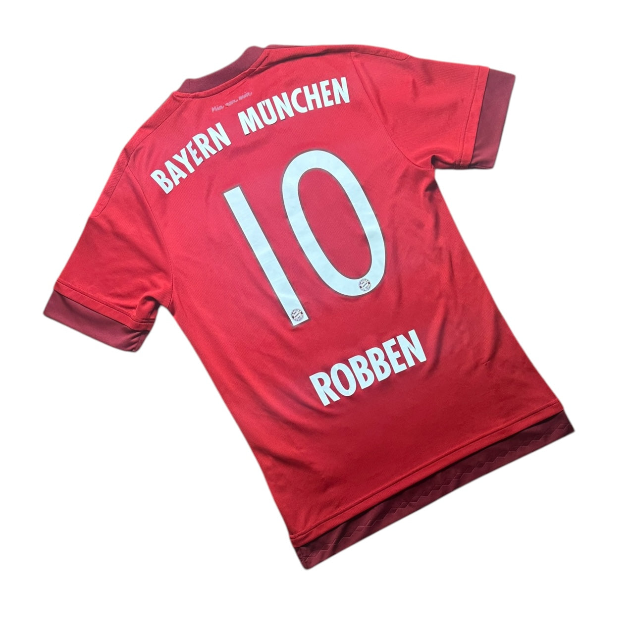 Bayern Munich Football Shirt 2015/2016 Home Robben 10 (S)