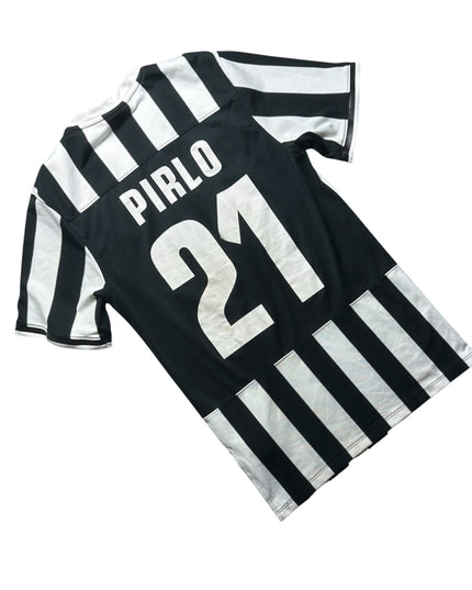 Juventus Football Shirt Home 2013/2014 Pirlo 24 (S)