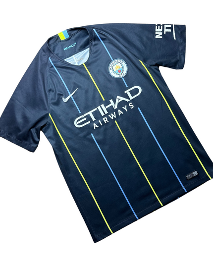 Manchester City 2018/2019 Away Football Shirt Kun Aguero 10 (M)
