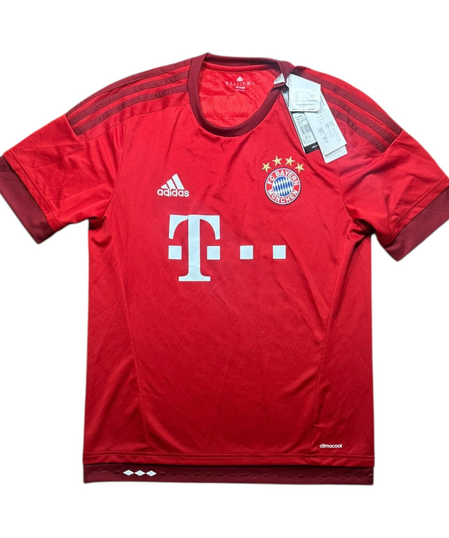 Bayern Munich Football Shirt Home 2015/2016 Ribery 7 BNWT (M)