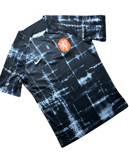 Netherlands 2022/2023 Pre Match Football Shirt (M)