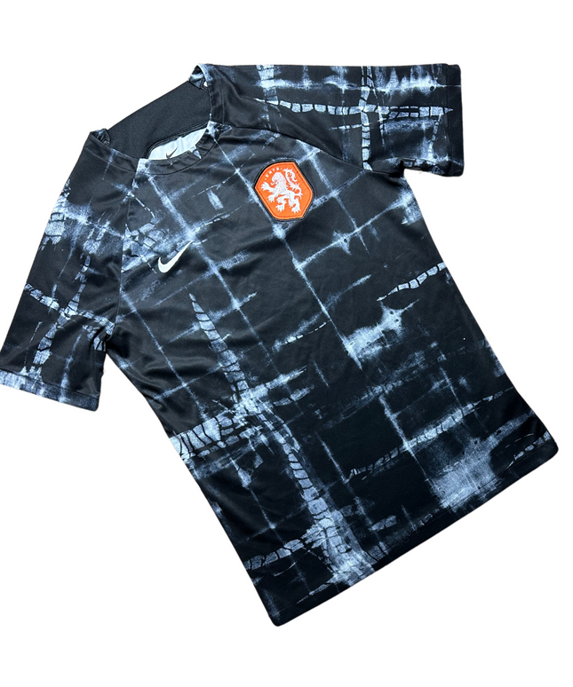 Netherlands 2022/2023 Pre Match Football Shirt (M)