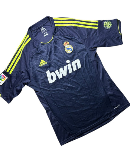 Real Madrid Football Shirt 2012/2013 Away (M)
