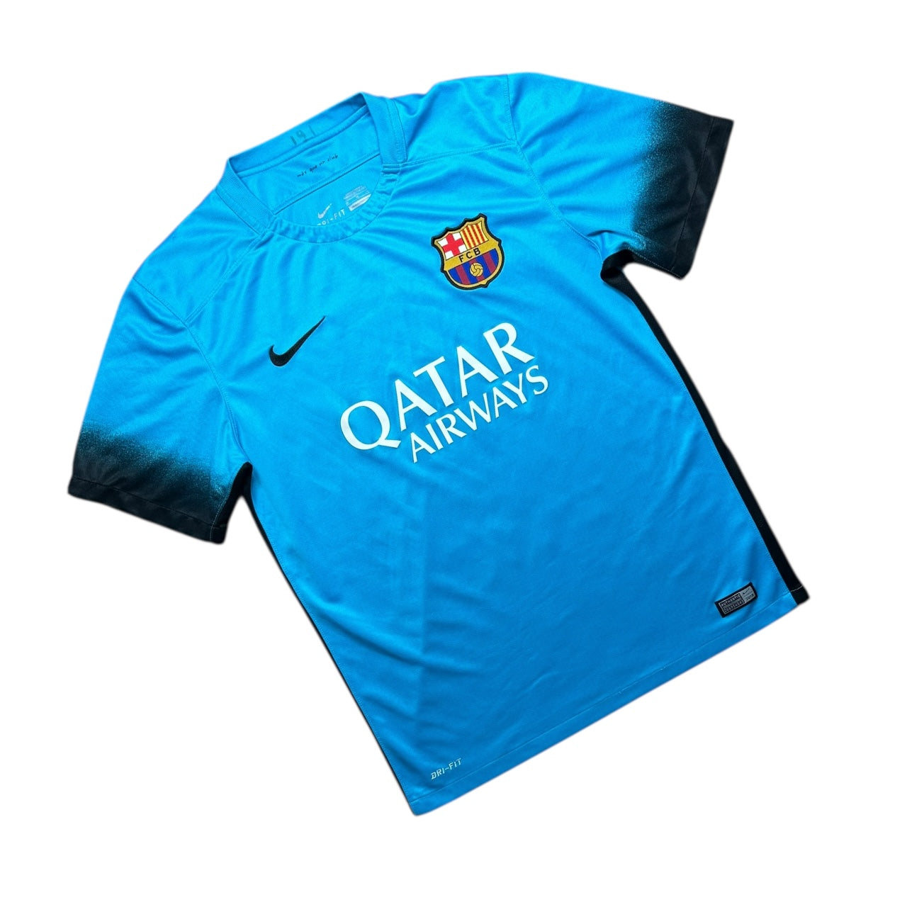 Barcelona Football Shirt 2015/2016 Third (M)