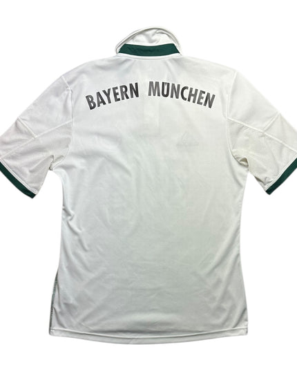 Bayern Munich Football Shirt 2013/2014 Away (M)