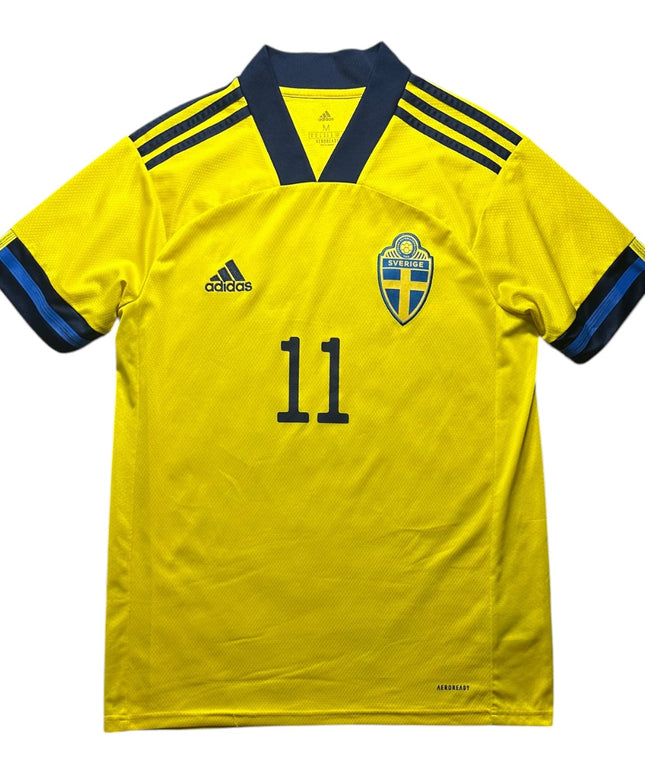 Sweden Football Shirt Home 2020/2021 Isak 11 (M)