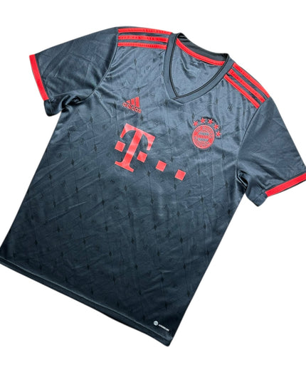 Bayern Munich Football Shirt Third 2022/2023 Muller 25 (L)