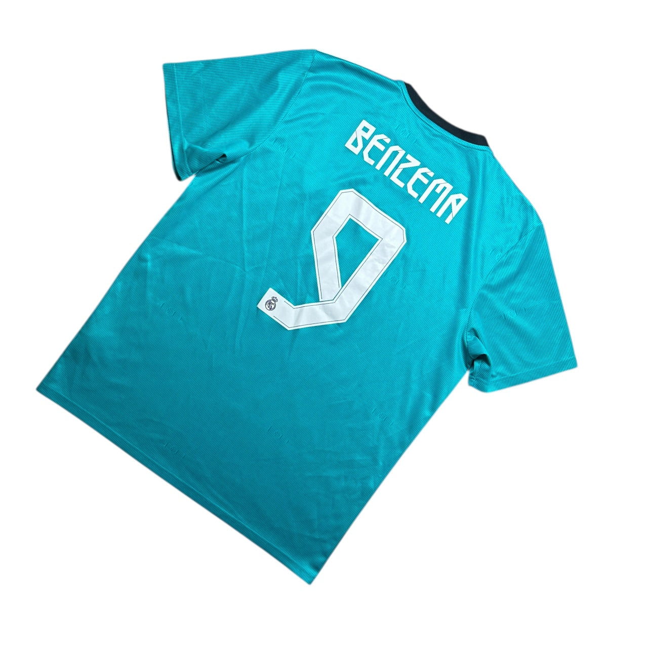 Real Madrid Football Shirt 2021/2022 Third Benzema 9 (XL)