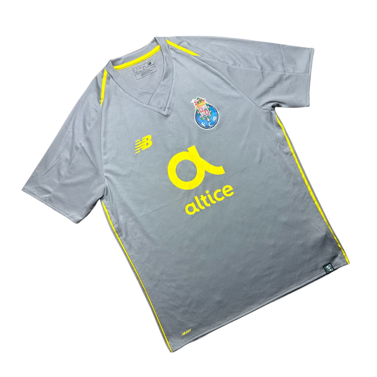 Porto 2018/2019 Away Football Shirt