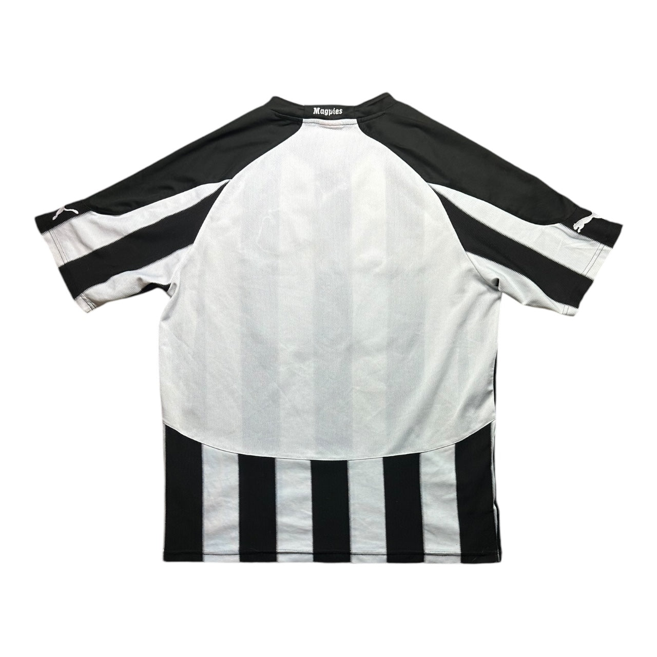 Newcastle Football Shirt 2010/2011 Home (L)