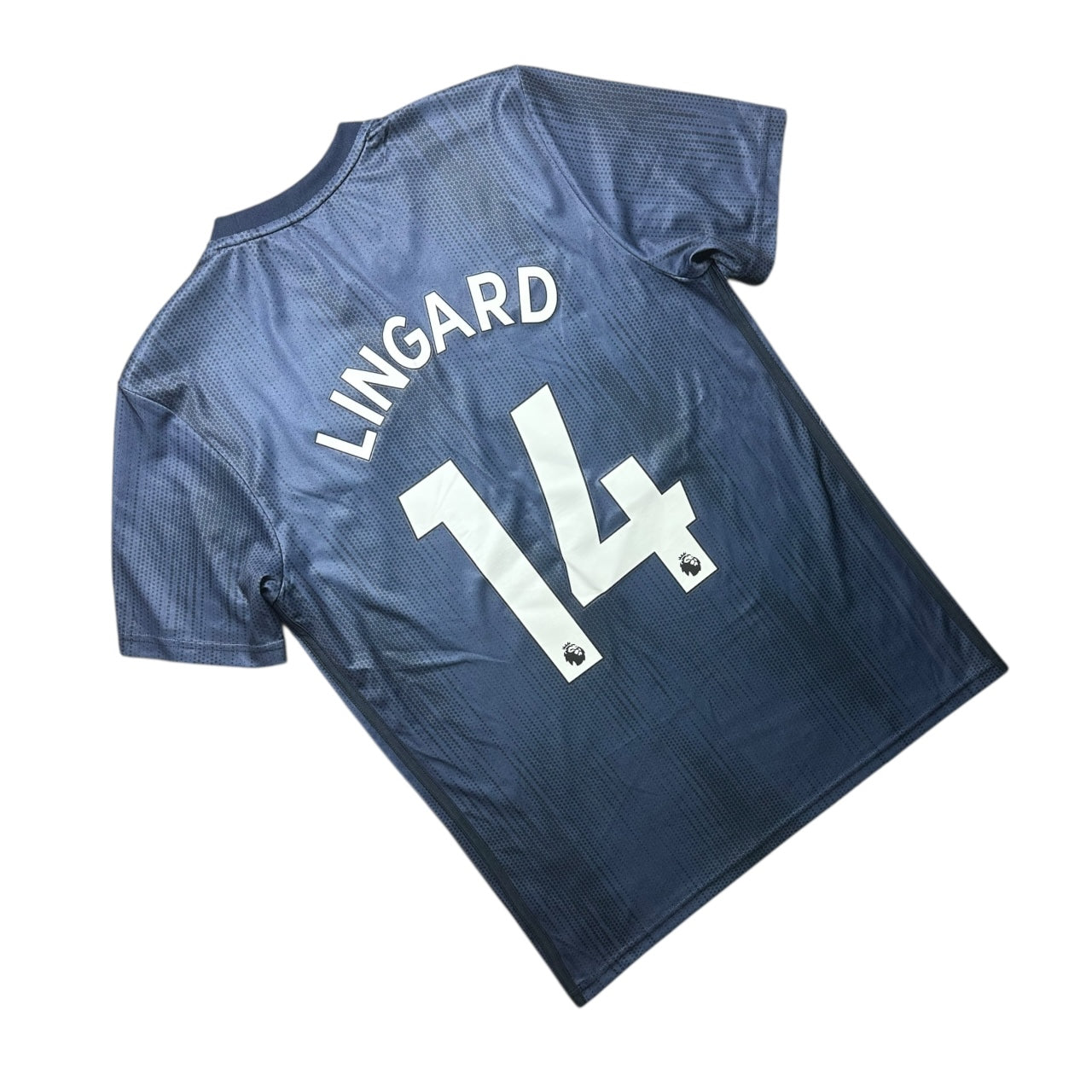 Manchester United Football Shirt Third 2018/2019 Lingard 14 (M)
