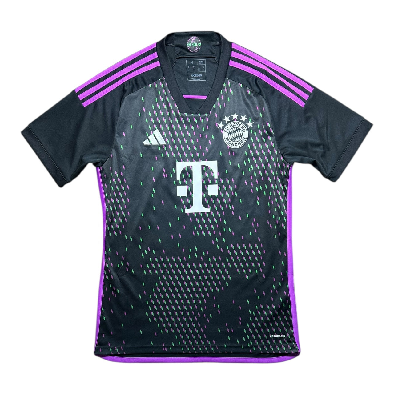 Bayern Munich Football Shirt 2023/2024 Away (M)