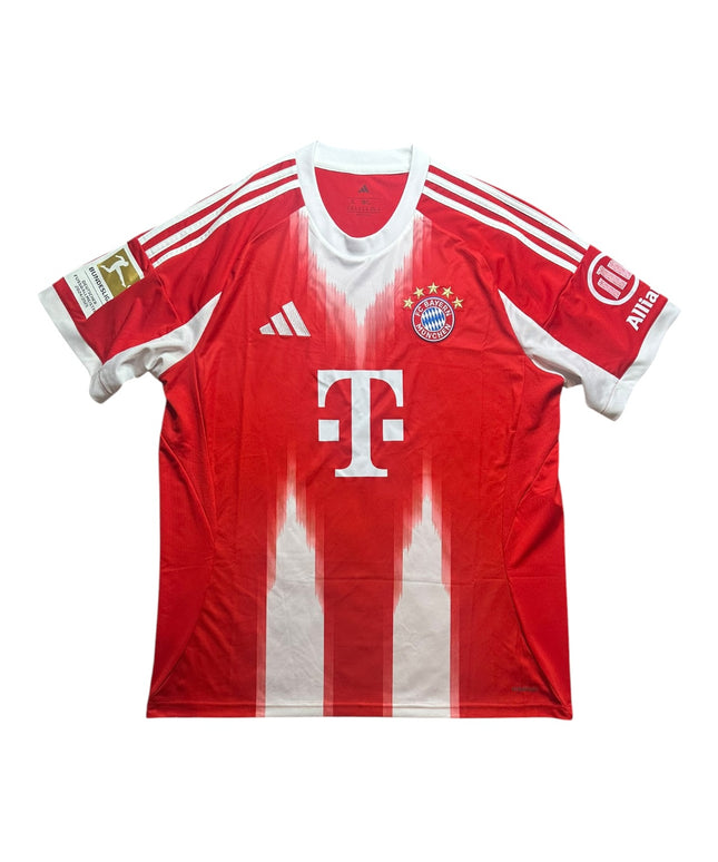 Bayern Munich Football Shirt Home 2025/2026 (XL)