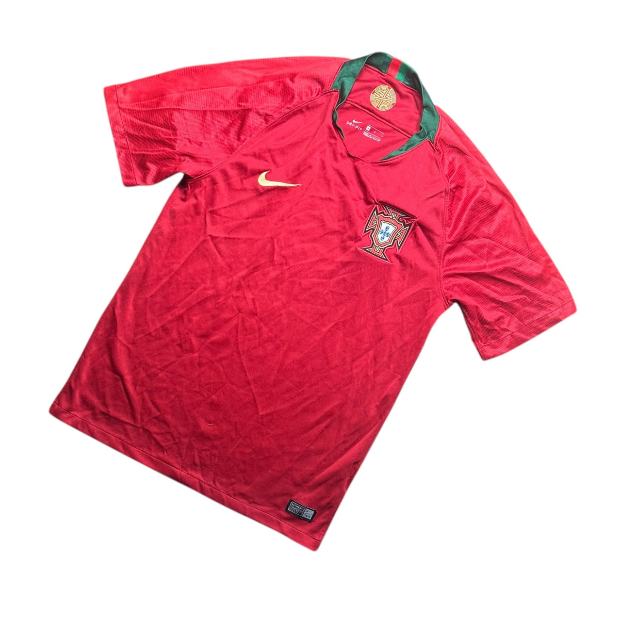 Portugal Football Shirt 2018 Home (M)