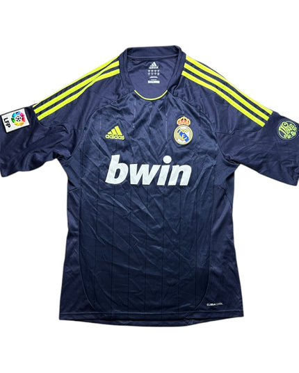 Real Madrid Football Shirt 2012/2013 Away (M)