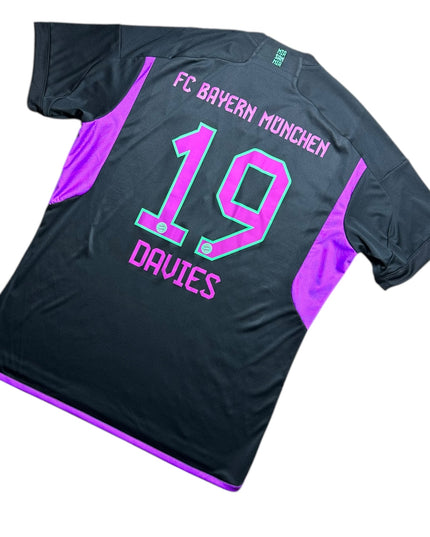 Bayern Munich Football Shirt 2023/2024 Away Davies 19 (XL)