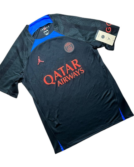 Paris Saint Germain Football Shirt 2022/2023 ‘Strike’ Top (M)