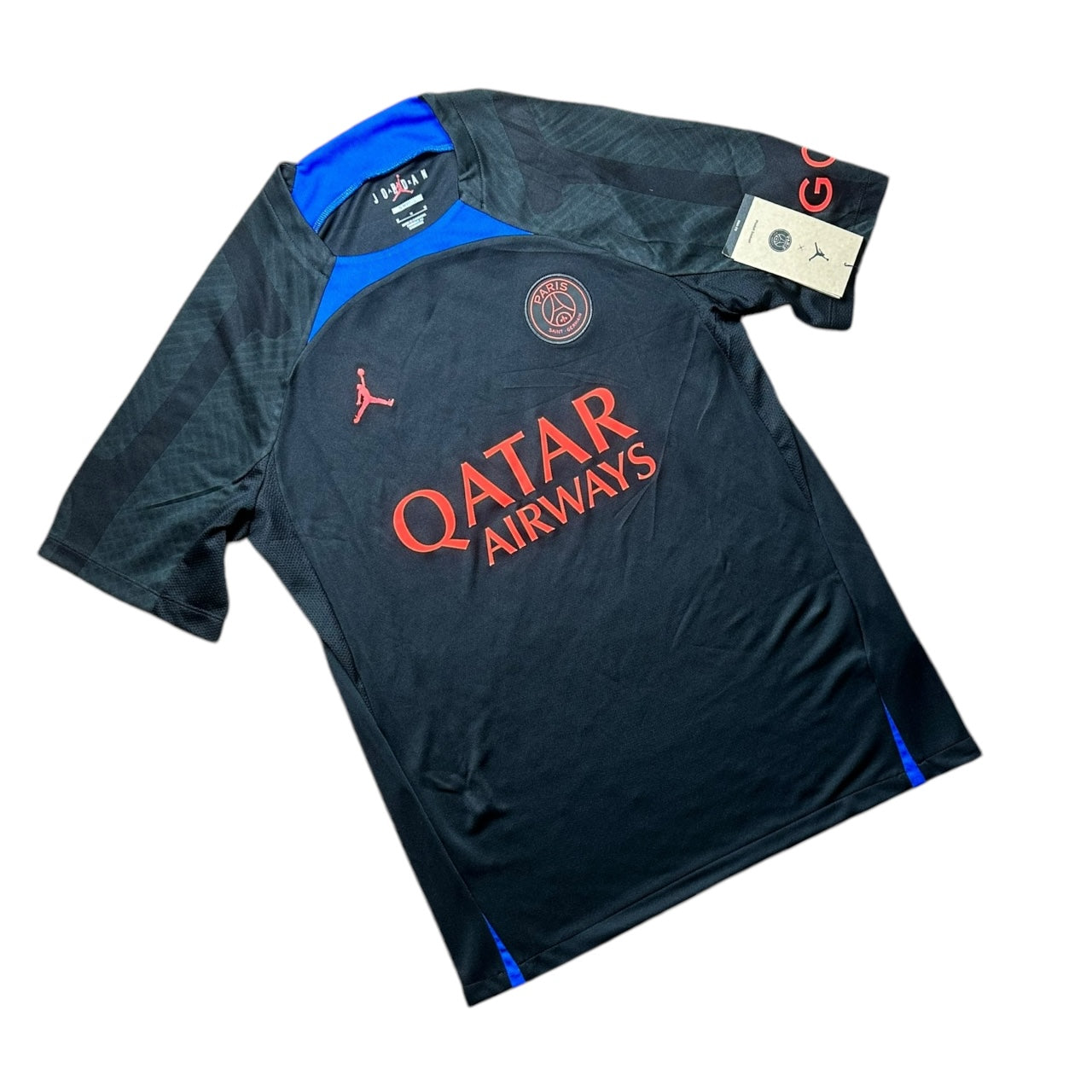 Paris Saint Germain Football Shirt 2022/2023 ‘Strike’ Top (M)