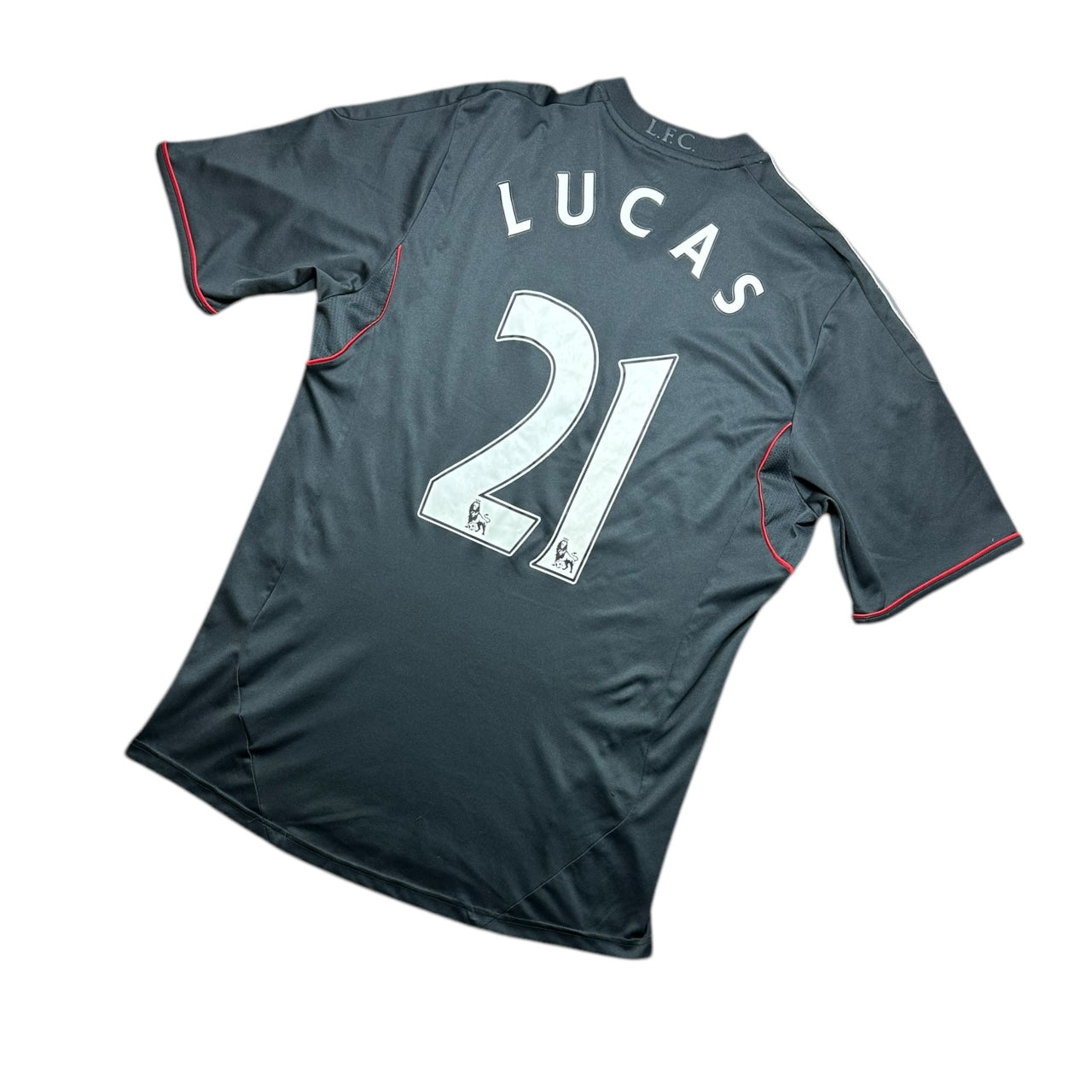 Liverpool Football Shirt 2011/2012 Away Lucas 21 (M)