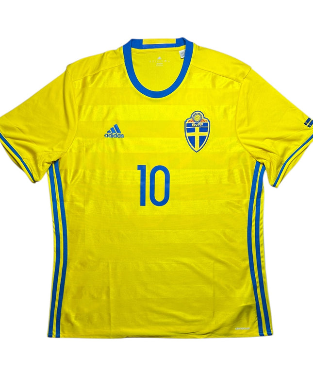 Sweden Football Shirt 2016/2017 Home Ibrahimovic 10 (XL)