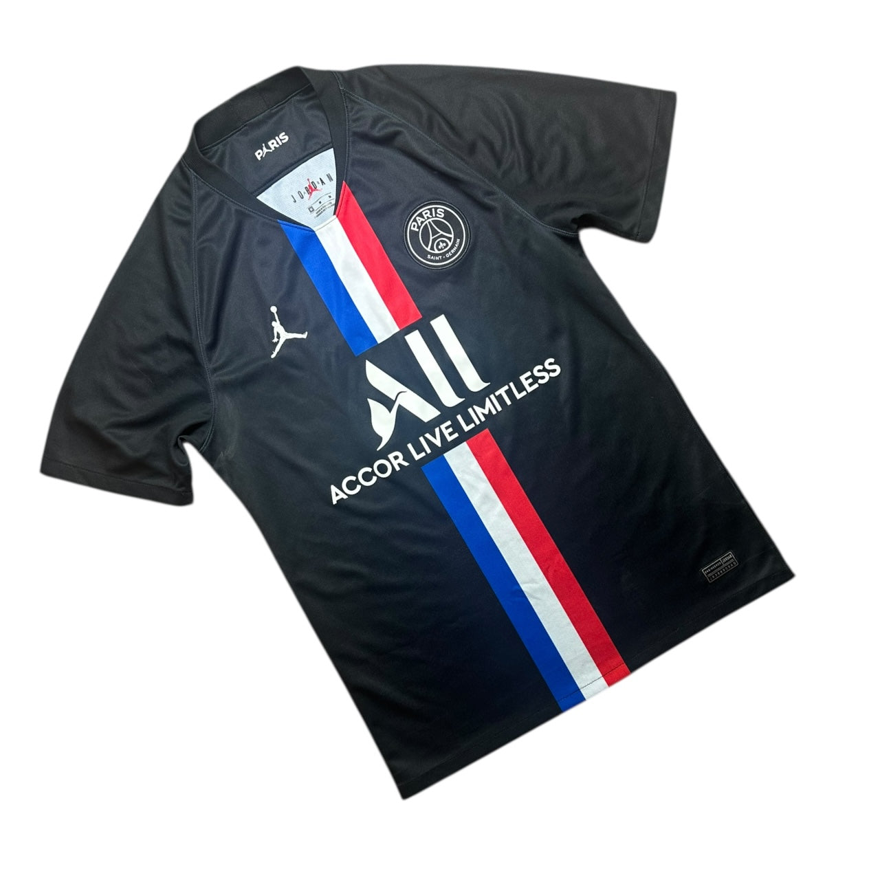 Paris Saint Germain Football Shirt 2019/2020 Fourth Jordan (M)