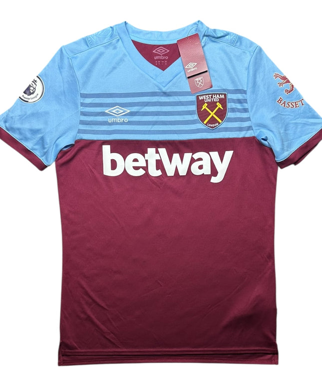 West Ham Football Shirt Home 2019/2020 Wilshere 19 BNWT Signed (M)