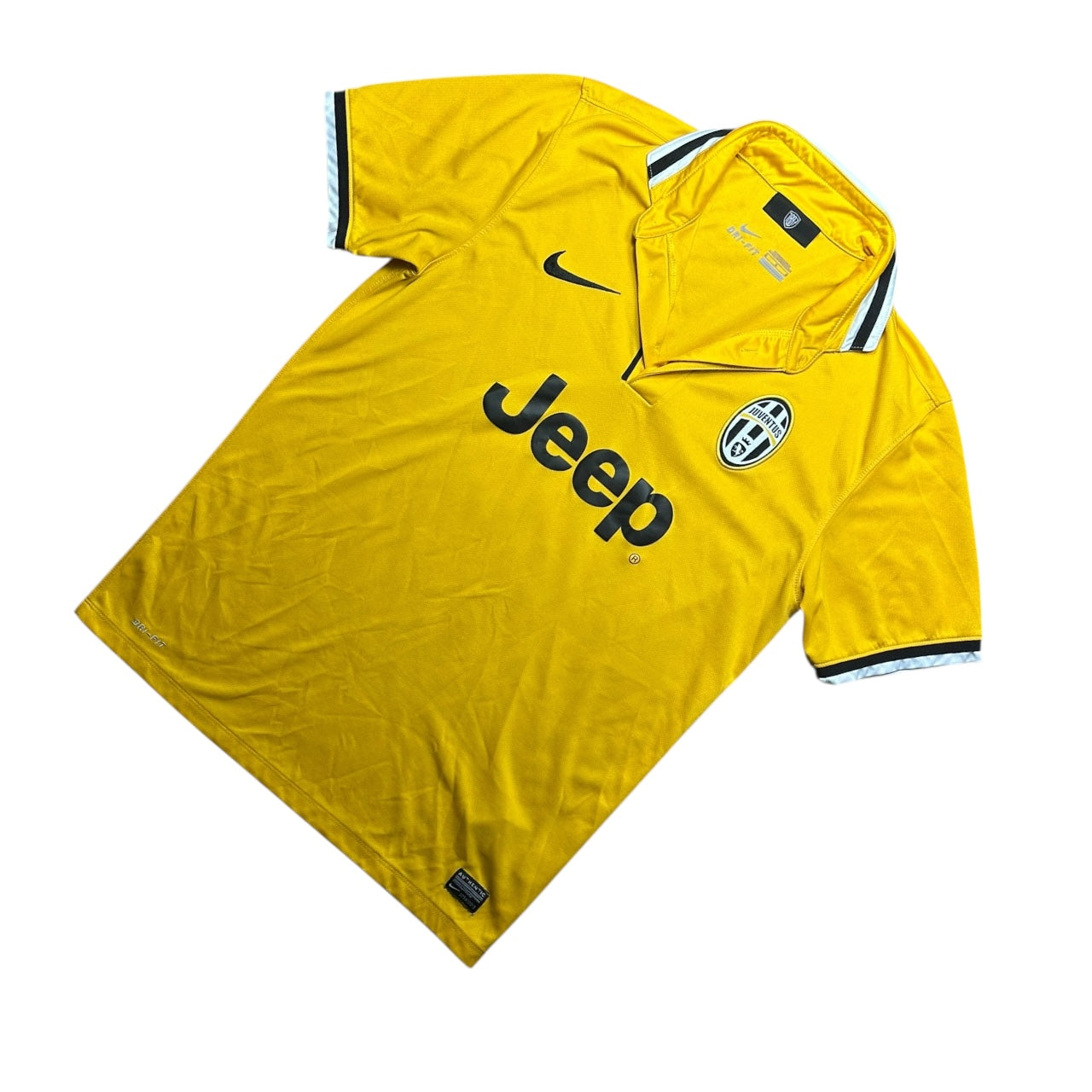 Juventus Football Shirt Away 2013/2014 (M)