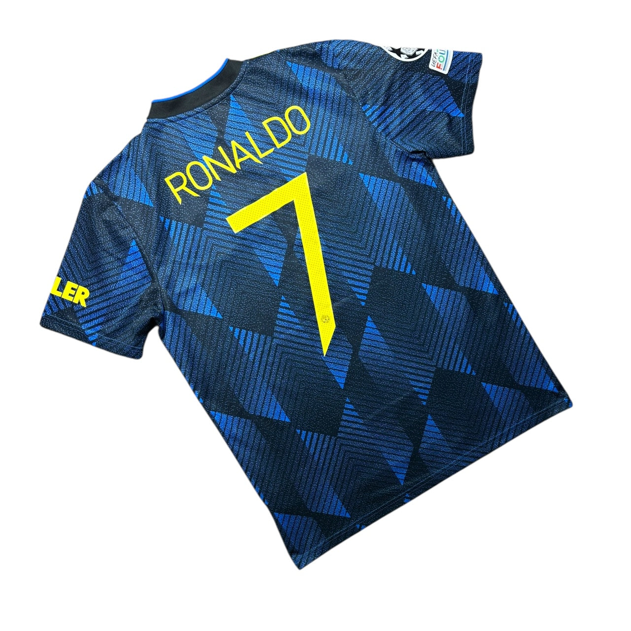 Manchester United Football Shirt 2021/2022 Third Ronaldo 7 UCL (M)