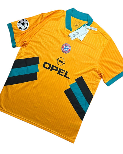 Bayern Munich Football Shirt 2022/2023 ‘Icon’ Shirt Kane 9 UCL (M)