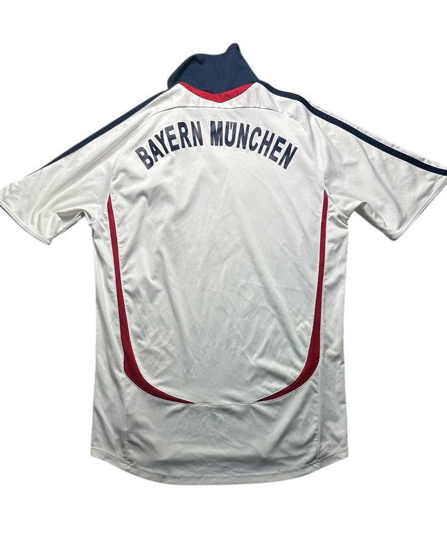 Bayern Munich Football Shirt Away  2006/2008 (M)