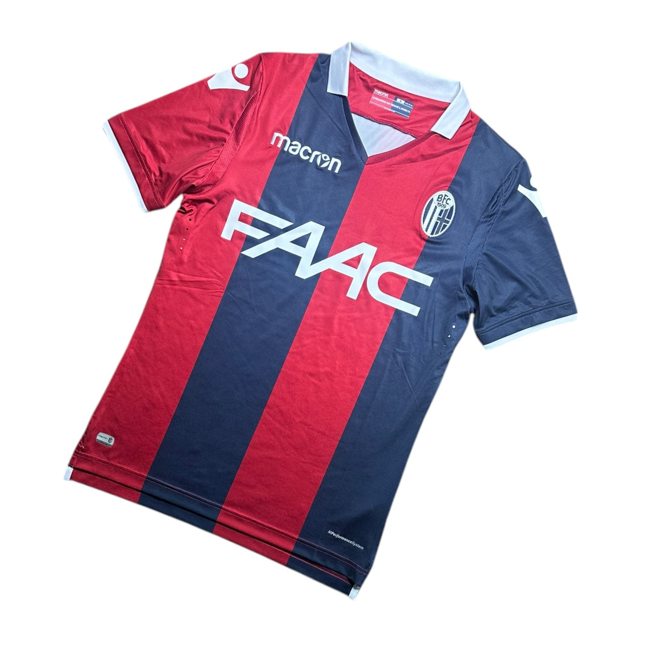 Bologna Football Shirt 2017/2018 Home (M)