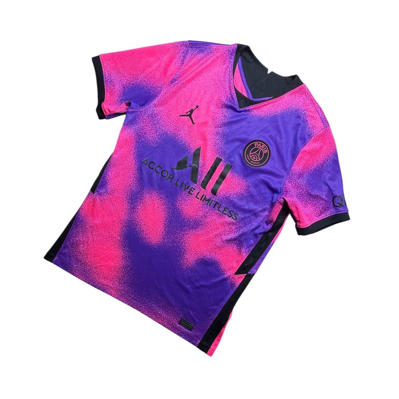 Paris Saint Germain Football Shirt 2020/2021 Fourth (M)