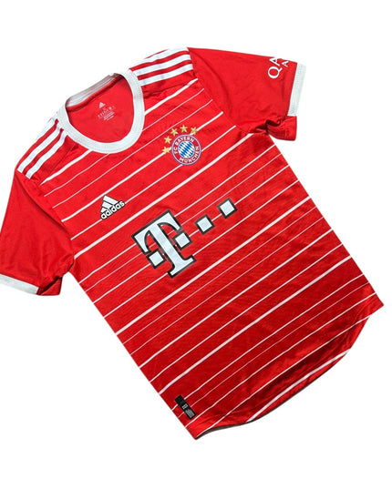 Bayern Munich Football Shirt 2022/2023 Home Musiala 42 (M)