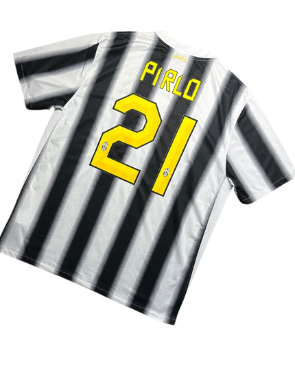 Juventus Football Shirt 2011/2012 Home Pirlo 11 (XL)