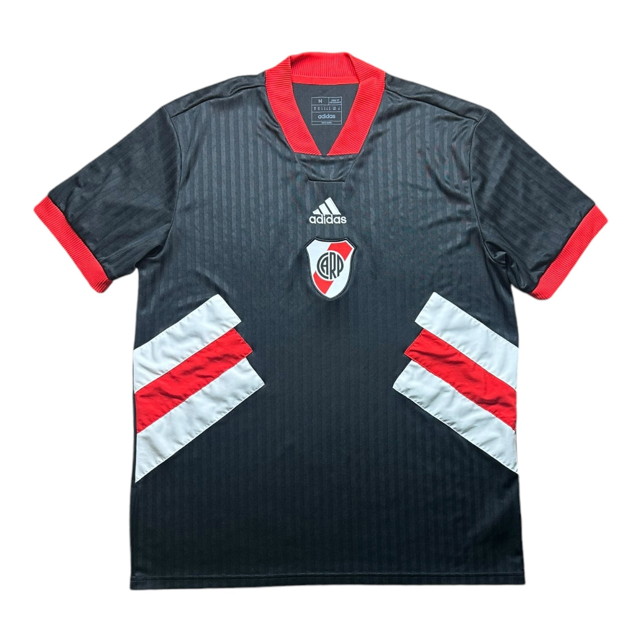 River Plate Football Shirt 2022 ‘Icon’ (M)