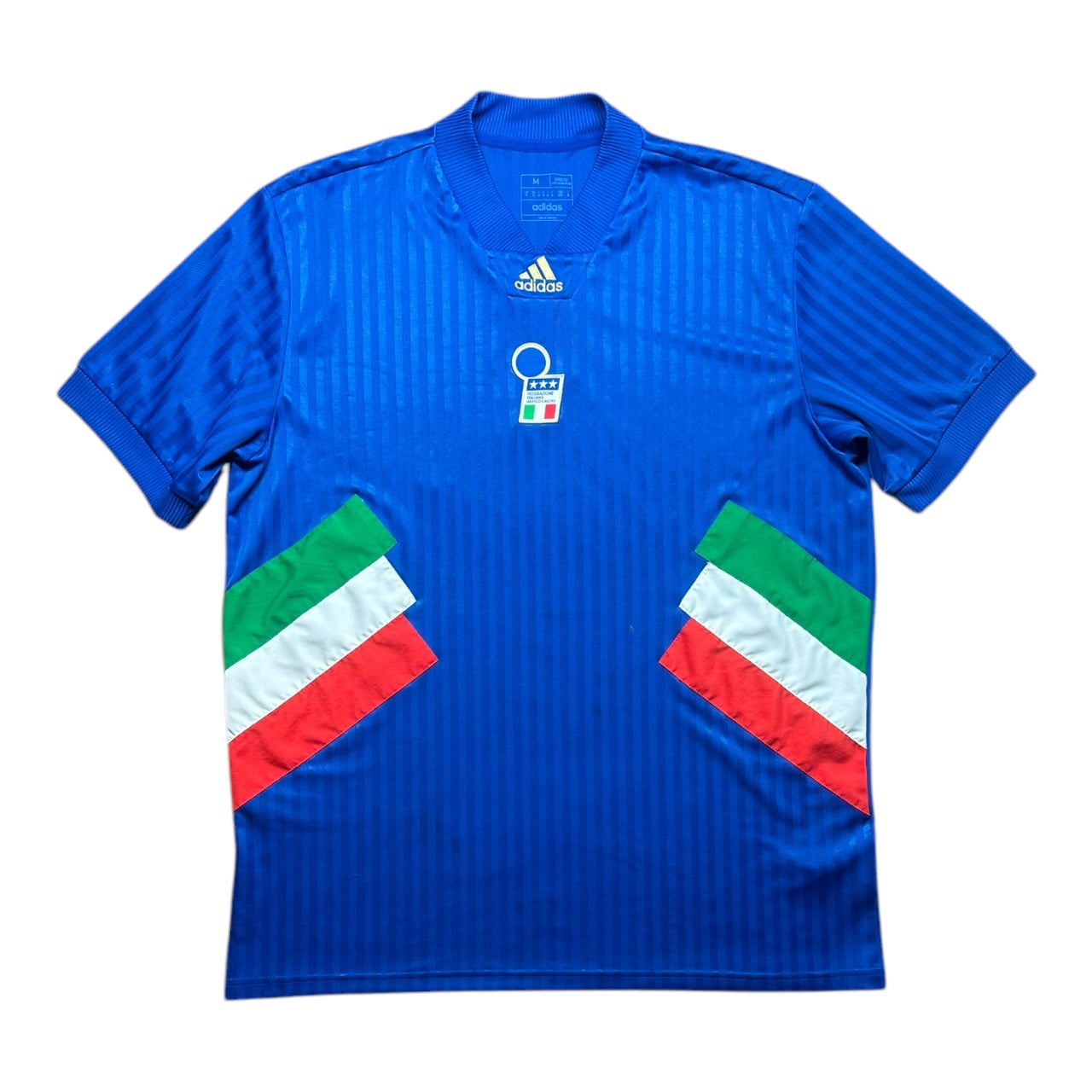 Italy Football Shirt 2022/2023 Icon Shirt (M)