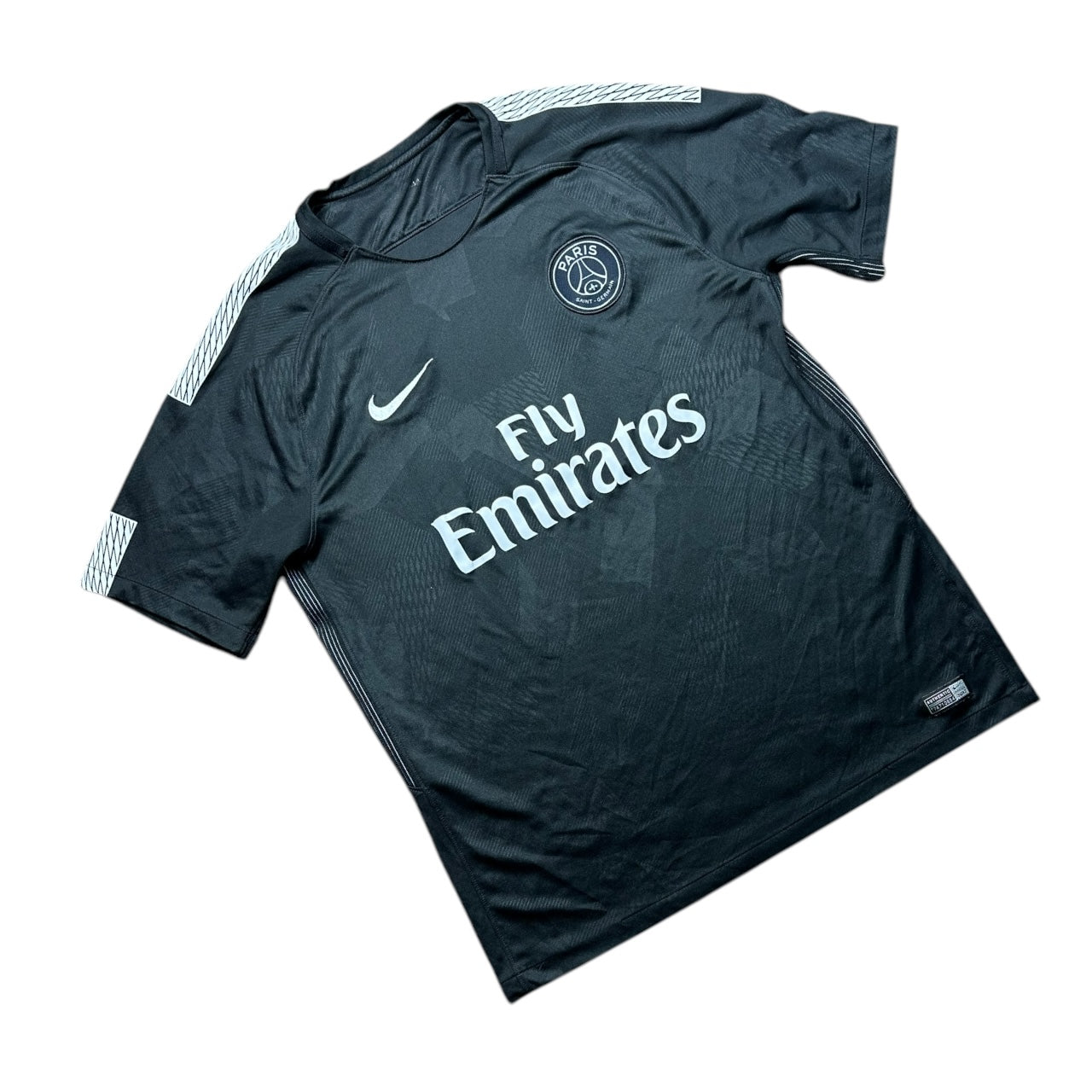 Paris Saint Germain Football Shirt 2017/2018 Third (M)