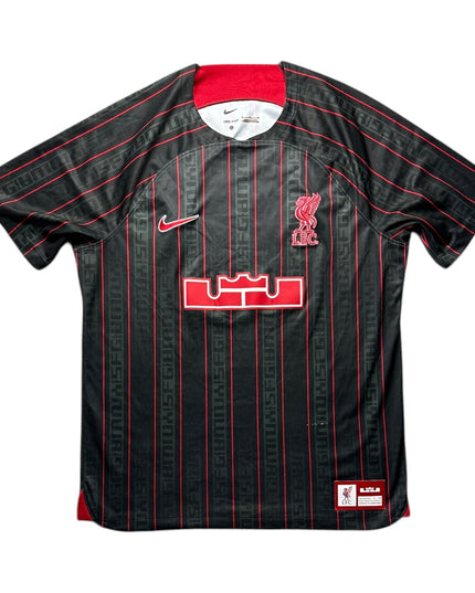 Liverpool Football Shirt LeBron Stadium Shirt (L)