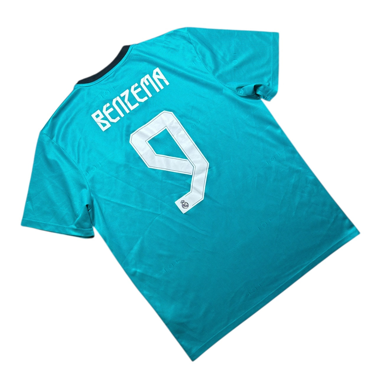 Real Madrid Football Shirt 2021/2022 Third Benzema 9 (XL)