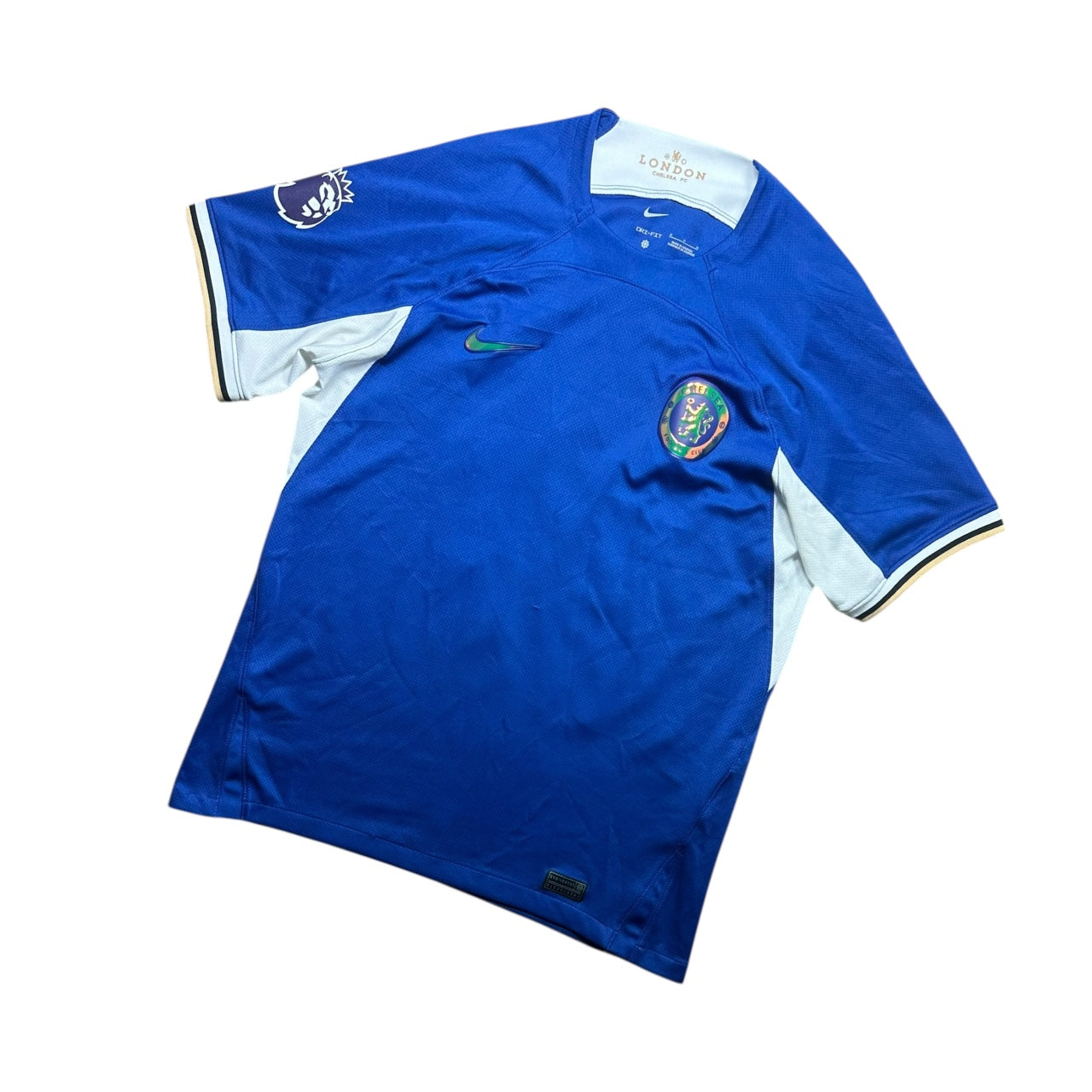 Chelsea Football Shirt Home 2023/2024 Chukwuemka 17 (M)